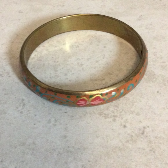 Enamel painted boho gold bangle bracelet - Picture 6 of 10